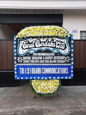 Papan Bunga Duka di Pakem